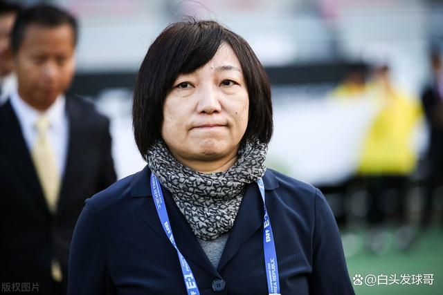 农村艳妇疯狂做爰肥水不流外田